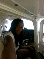 Maheeda in plane 1.jpg