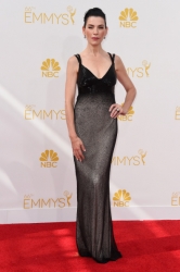 Julianne-Margulies-in-Narciso-Rodriguez.jpg