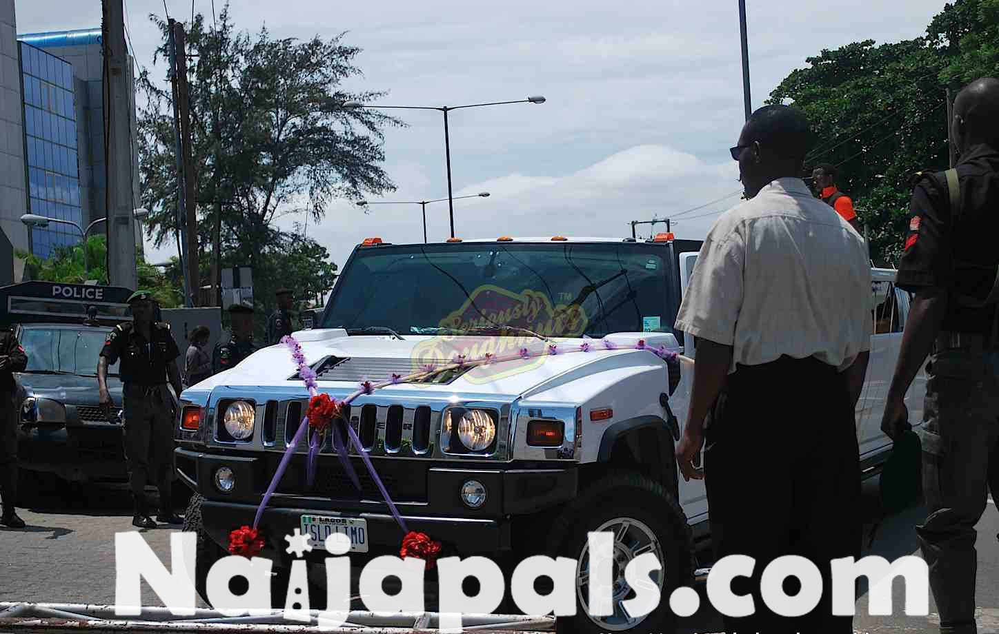 Nicely decorated Hummer