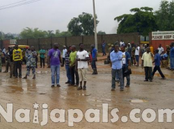 Flood Cripples Lagos Express Way 17.jpg