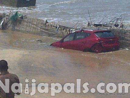 Atlantic Ocean’s Fatal Surge Into Lagos18