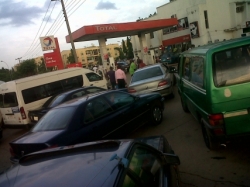 petrol scarcity in Abuja 3.jpg