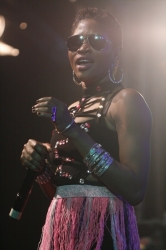 0007-Eazzy.jpg