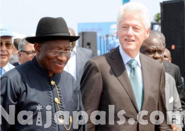 Nigerian President Goodluck Jonathan  & former US President Bill Cle @ Eko Atlantic