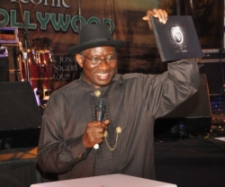 Presidential Dinner To Celebrate Nollywood @20 - 06.jpg