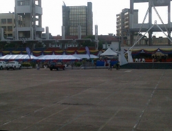 0014-lagos-carnival-set-up.jpg