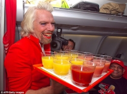Richard Serving.jpg
