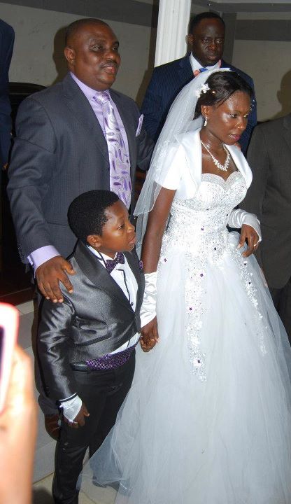 Chinedu-Aki-Ikedieze-Nneoma-Nwaijah-White-Wedding -019