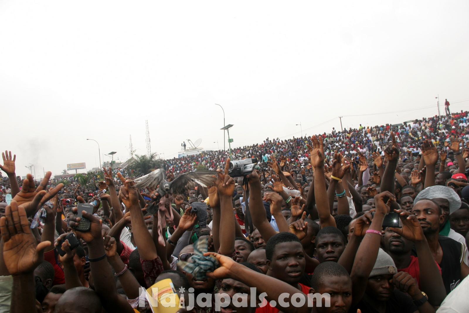 Day 2 Fuel Subsidy Protests Nigeria (10)