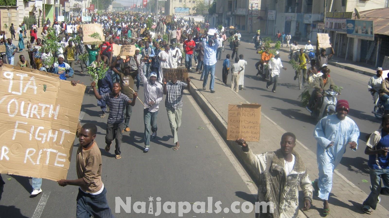 Day 2 Fuel Subsidy Protests Nigeria (29)