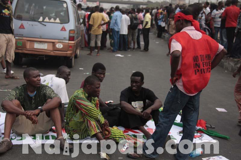 Day 2 Fuel Subsidy Protests Nigeria (38)
