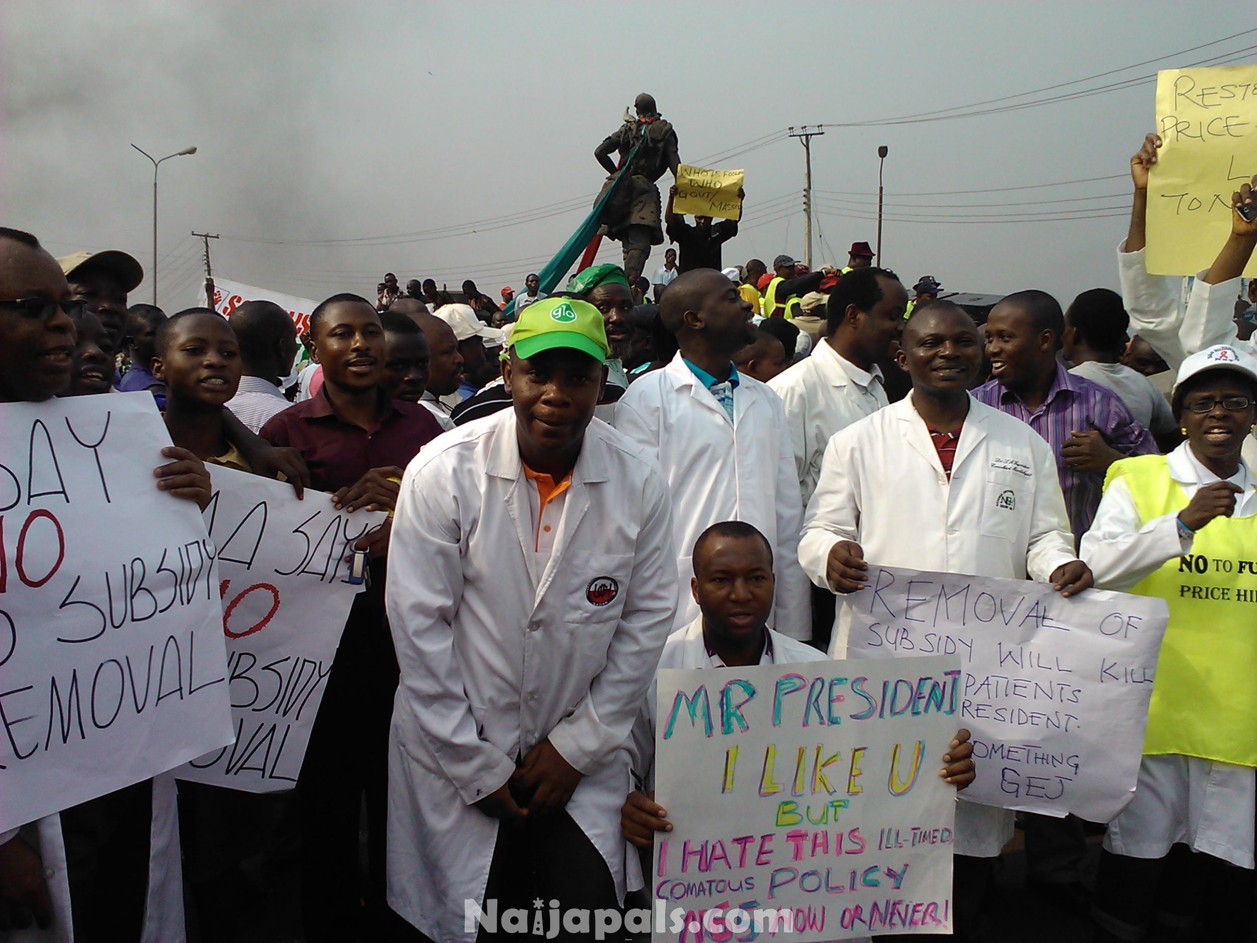 Day 2 Fuel Subsidy Protests Nigeria (62)