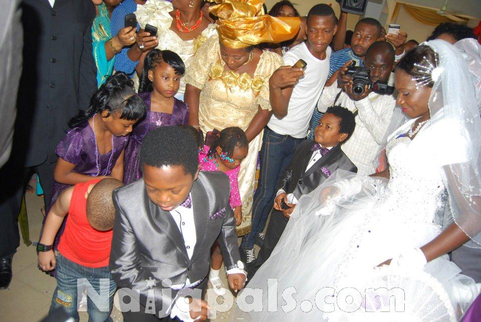 Chined Ikedieze Wedding Photo 5