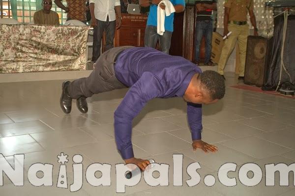 0010-Iyanya_doing_push_ups