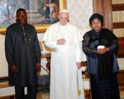 president-Jonathan-Meet-Pope.jpg