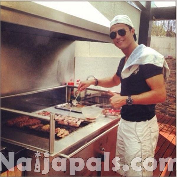 Cristiano Cooking 02