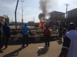Police Attack Governor Fayemi And Senator Ojudu 7.jpg