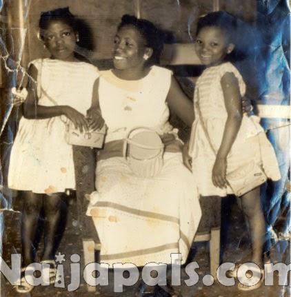 doyin-and-her-mother-on-the-day-we-left-nigeria