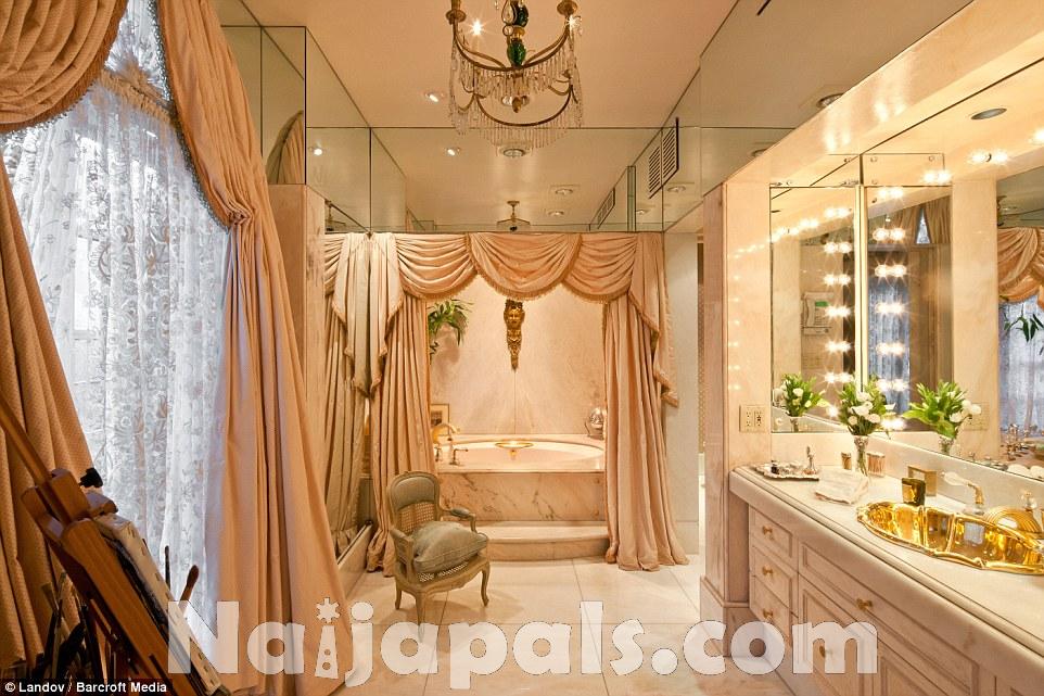 1410175941366_wps_25_EXCLUSIVE_NEW_YORK_JANUAR