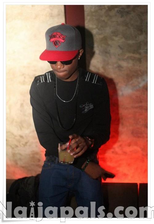 Wizkid And Fans 9