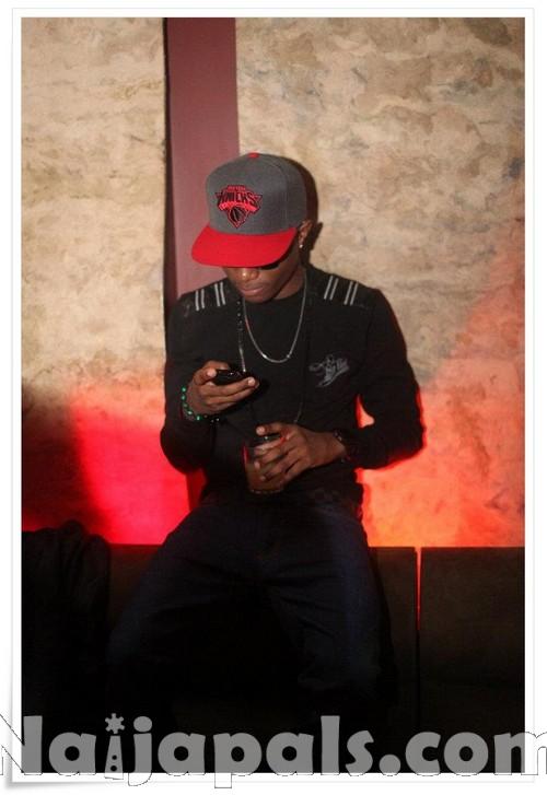 Wizkid And Fans 8