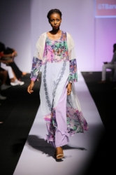Sisiano-GTBank-LFDW-October2014-BellaNaija002-400x600.jpg