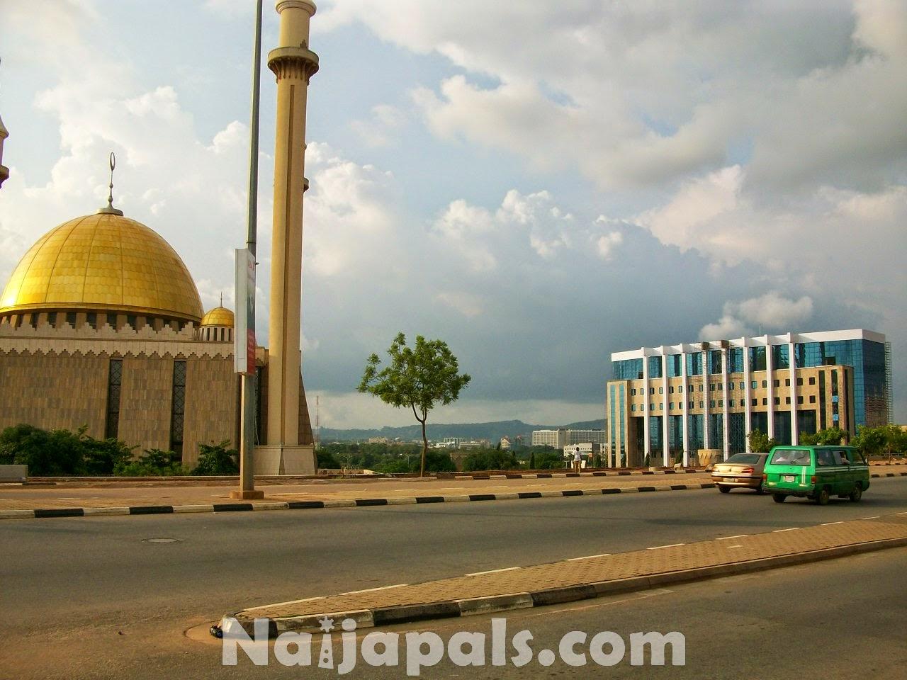 0016-National_Mosque