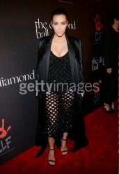 Rihanna's Extravagant Diamond Ball00006.jpg