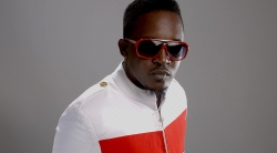 MI ABAGA (STAND UP COMEDIAN)