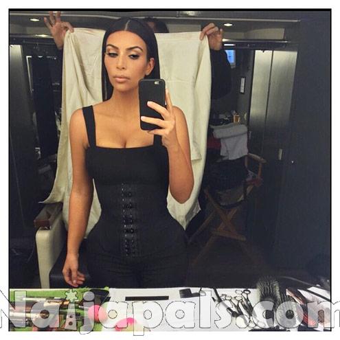 Kim Kardashian Selfies00007