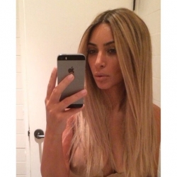 Kim Kardashian Selfies00004.jpg