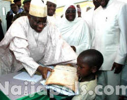 President Goodluck Jonathan Commissions Almajiri School In Sokoto (9)
