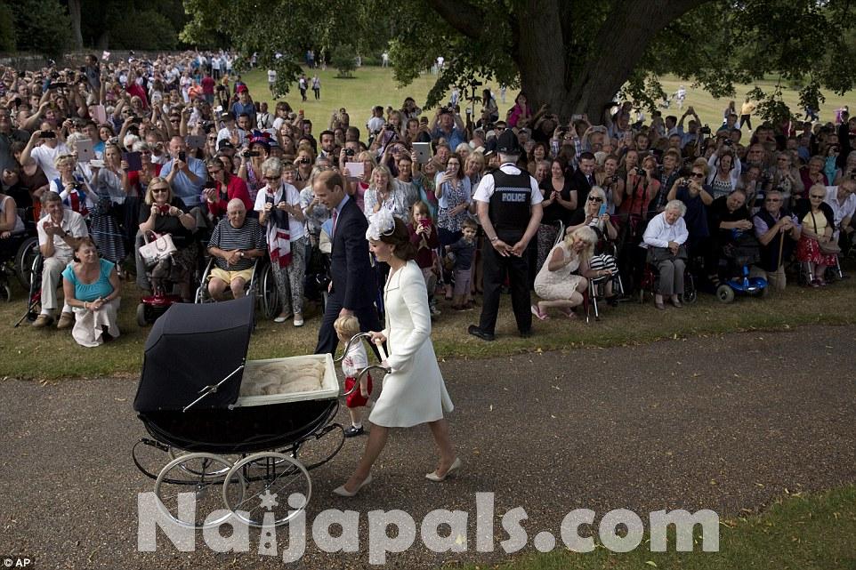 Photos-from-the-christening-of-Duke-and-Duchess-of-Cambridge’s-newborn-princess6
