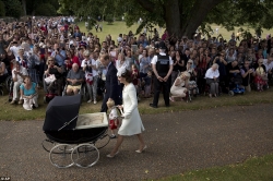 Photos-from-the-christening-of-Duke-and-Duchess-of-Cambridge’s-newborn-princess6.jpg