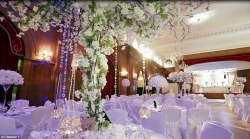 2DCDB4B200000578-3289809-A_room_at_the_Dorchester_decked_out_for_a_Nigerian_wedding_where-a-24_14459