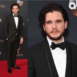 Red-carpet-pictures-from-the-68th-annual-Emmys-Award-viviangist.com-17.jpg