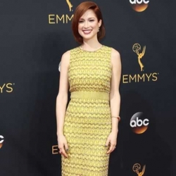 Red-carpet-pictures-from-the-68th-annual-Emmys-Award-viviangist.com-25.jpg