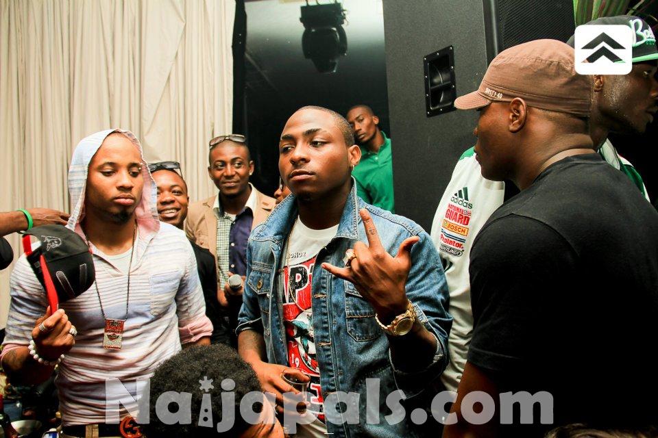 Davido (M)
